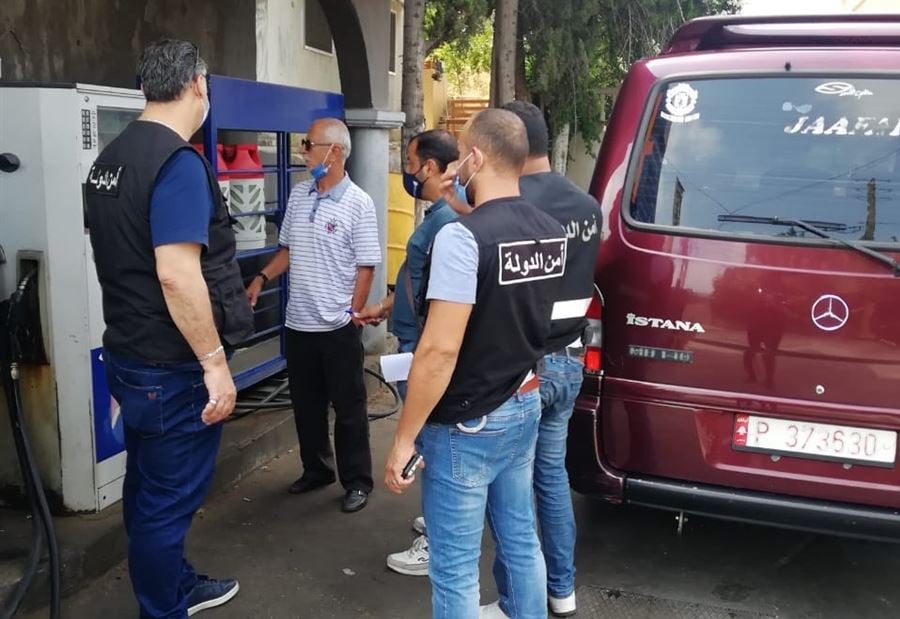 محاضر ضبط بحق محطتي وقود في الجنوب 