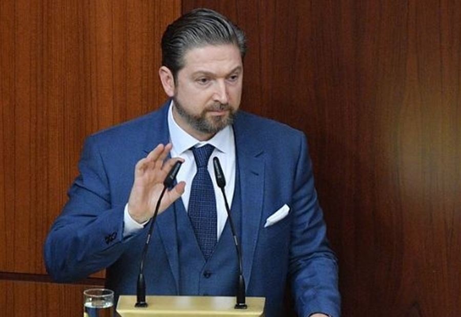 اللقاء التشاوري يعطي الثقة لـ"حكومة دياب"