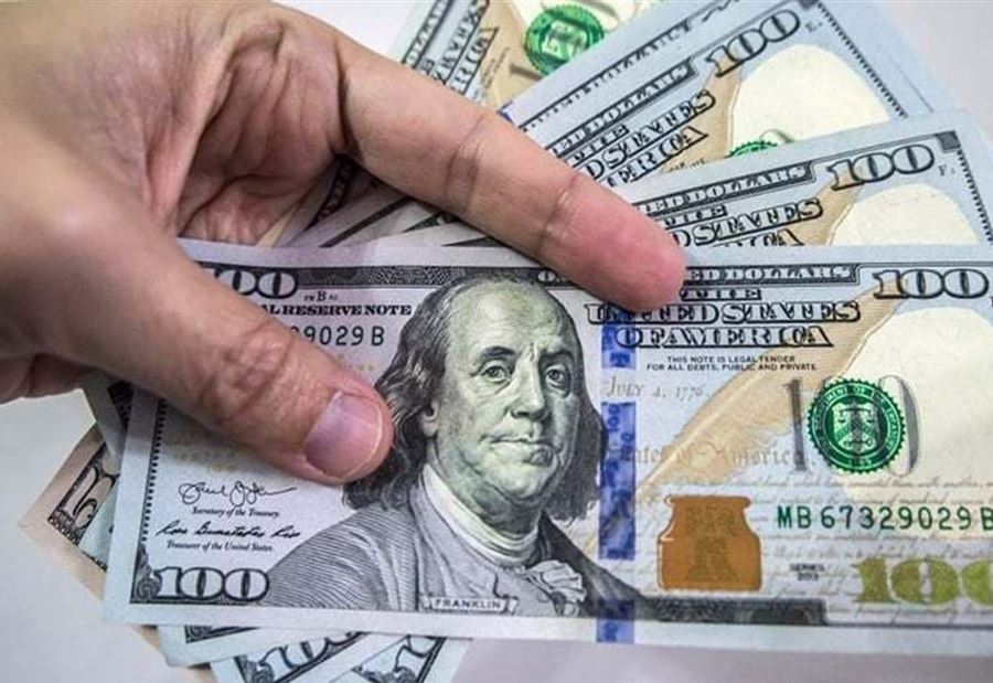 ما سعر الدولار لدى الصرافين اليوم الاحد؟