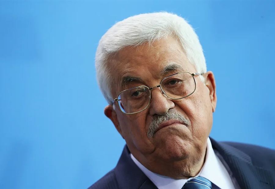عباس يقبل استقالة الحكومة الفلسطينية