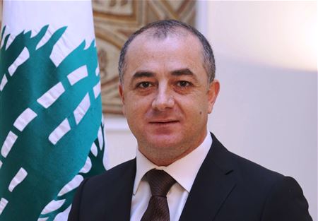 بو صعب يترك الحرية لمديري المدارس غدا