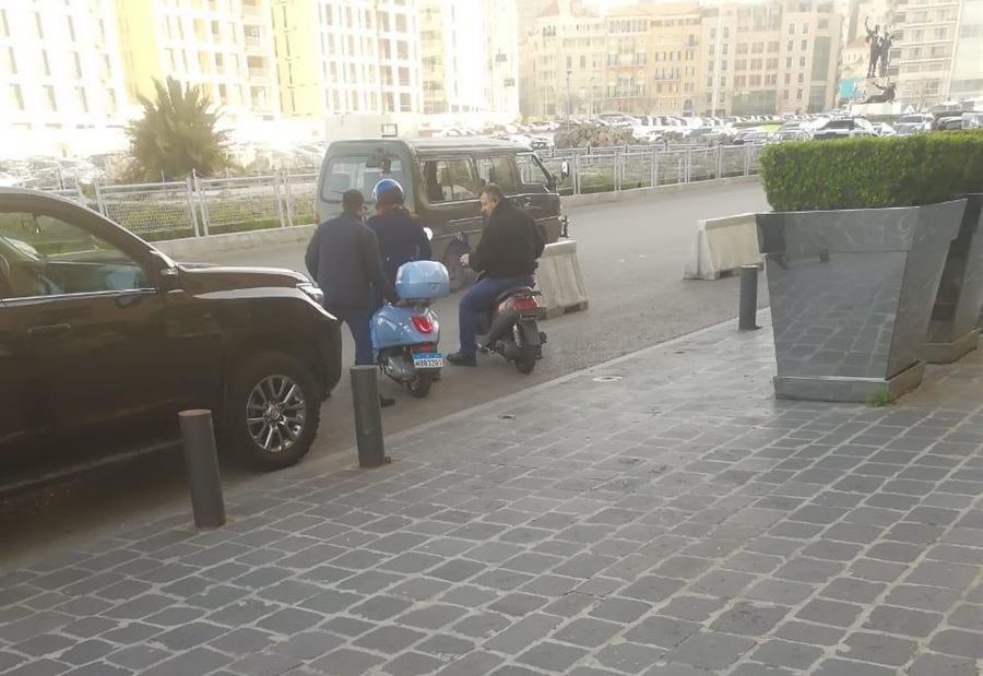 الإستعراضات الإفتراضية
