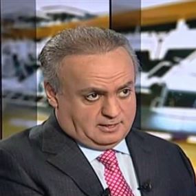 بين الوزير السابق والمدير الممدد له
