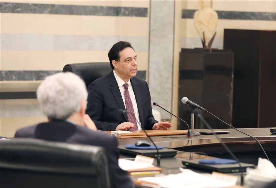 100 يوم على الحكومة...دياب يُعلن إنطلاق "صفّارة الإنقاذ" 
