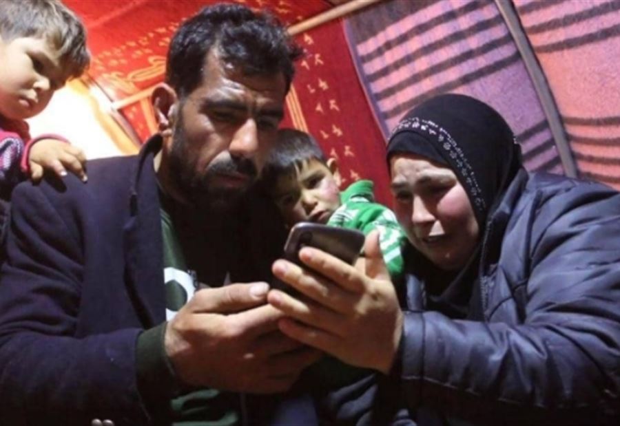 بالصور: طفلة نزحت 7 مرات ثم احترقت في مخيم