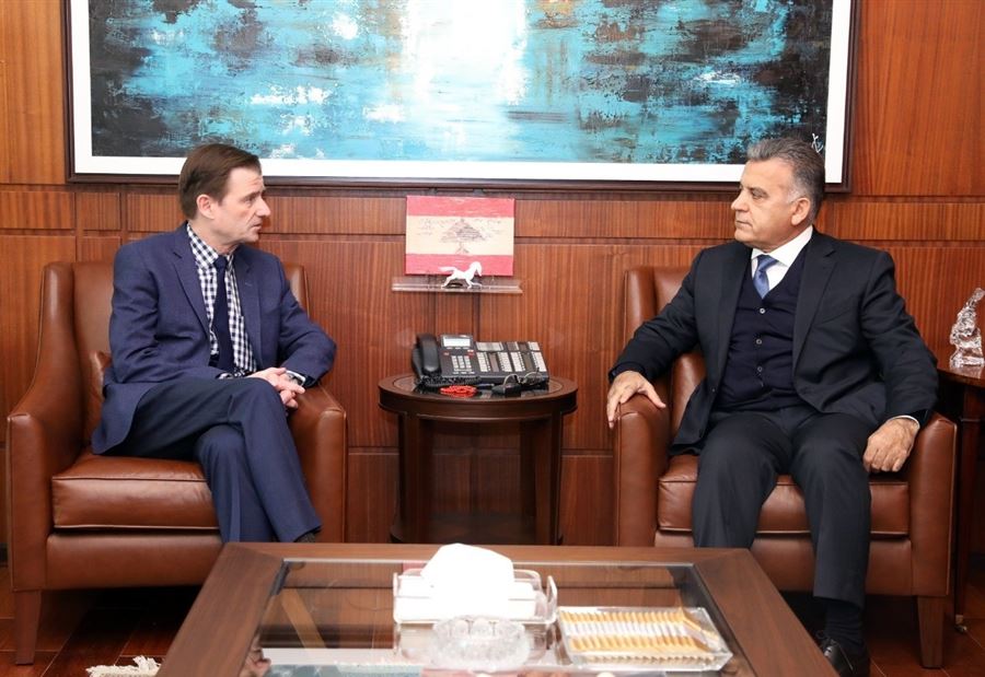 لبنان مدعو إلى مؤتمر بولندا لمواجهة إيران لبنان مدعو إلى مؤتمر بولندا لمواجهة إيران
