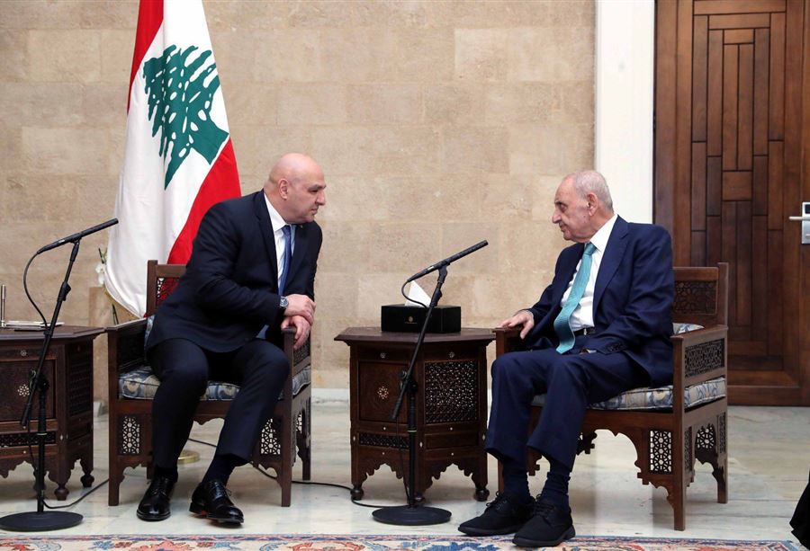 بالفيديو: بري يغادر قصر بعبدا "ملتزماً الصمت"