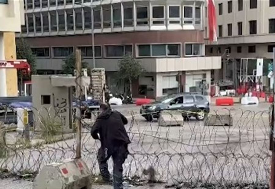بالفيديو: فتح طريق ساحة رياض الصلح بالفيديو: فتح طريق ساحة رياض الصلح