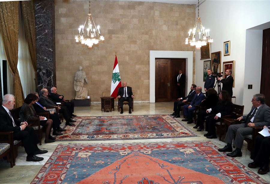 عون: لن أقبل بأن يبقى إسرائيلي واحد على أرض لبنان عون: لن أقبل بأن يبقى إسرائيلي واحد على أرض لبنان