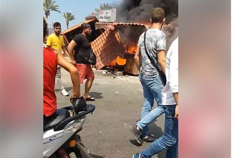 بالفيديو: في الميناء... إشكالٌ وإطلاقُ نارٍ وطفلٌ ضحية بالفيديو: في الميناء... إشكالٌ وإطلاقُ نارٍ وطفلٌ ضحية