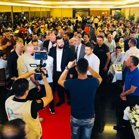 أحمد الحريري: خط بعبدا ــ بيت الوسط سالك أحمد الحريري: خط بعبدا ــ بيت الوسط سالك