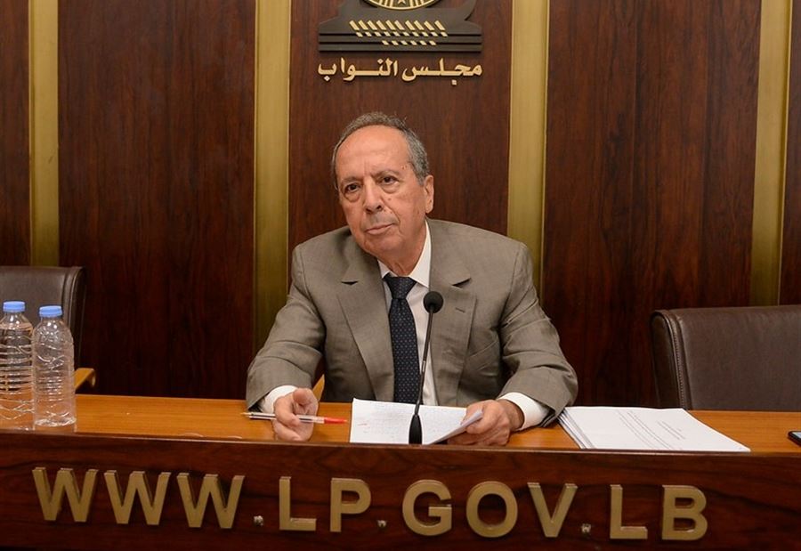 "لا دخان بلا نار"... السيد: ربطة الخبز الى دولار؟!