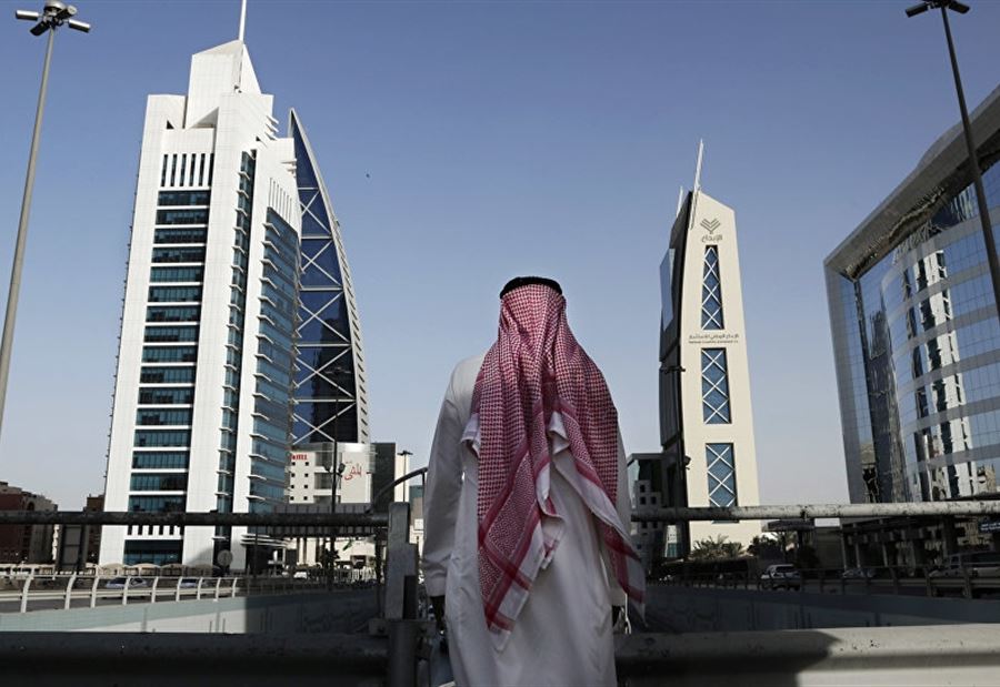 صورة نادرة لملك سعودي في لبنان قبل 65 عاما