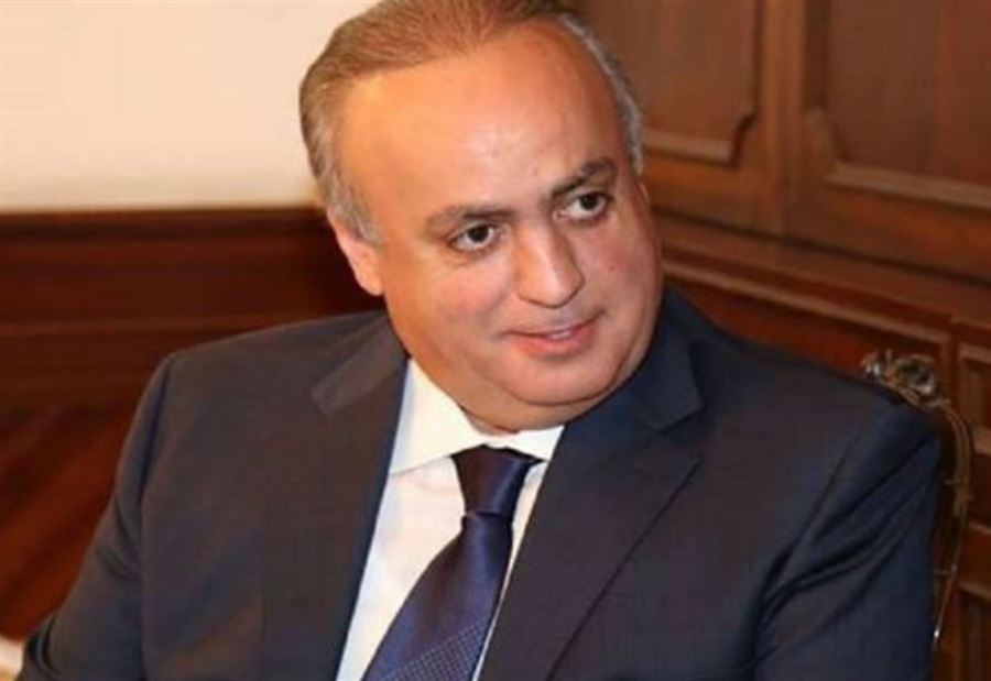 وهاب يتهم موظفاً أمنياً بتملك شقة بـ2،4 مليون$