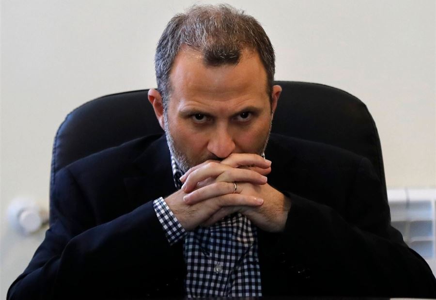 "ضغط شيعي على باسيل رئاسيًا"؟... وزير الحزب يرد!