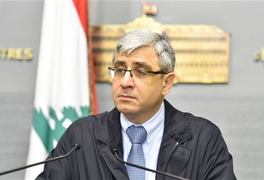 قرارٌ من وزير التربية بشأن "التلامذة من أم لبنانية"
