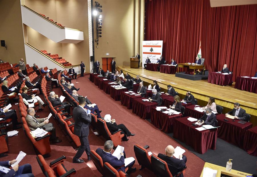 جلسات "تافهة" ووزراء مربكون