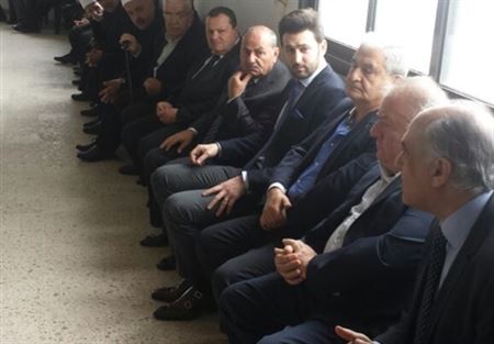 تيمور جنبلاط جال معزيا في صوفر وبعلشميه وقبيع