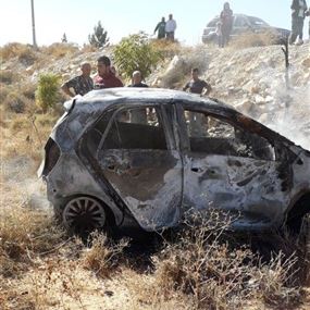 بالصورة: جريحتان بانقلاب سيارة واشتعالها في الهرمل