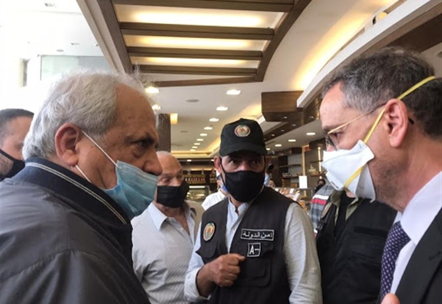 وزير الإقتصاد يُحدِّد سعر ووزن ربطة الخبز