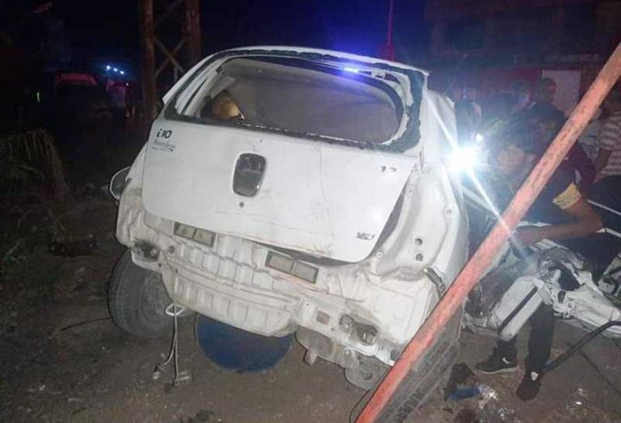 لوحةٌ إعلانيةٌ تودي بحياة 3 أشخاص! 