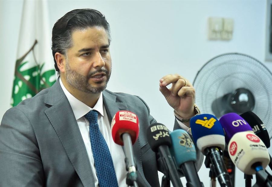 "لتوخّي الدقة في إذاعة الأخبار"... بيانٌ توضيحي لوزير الإقتصاد 