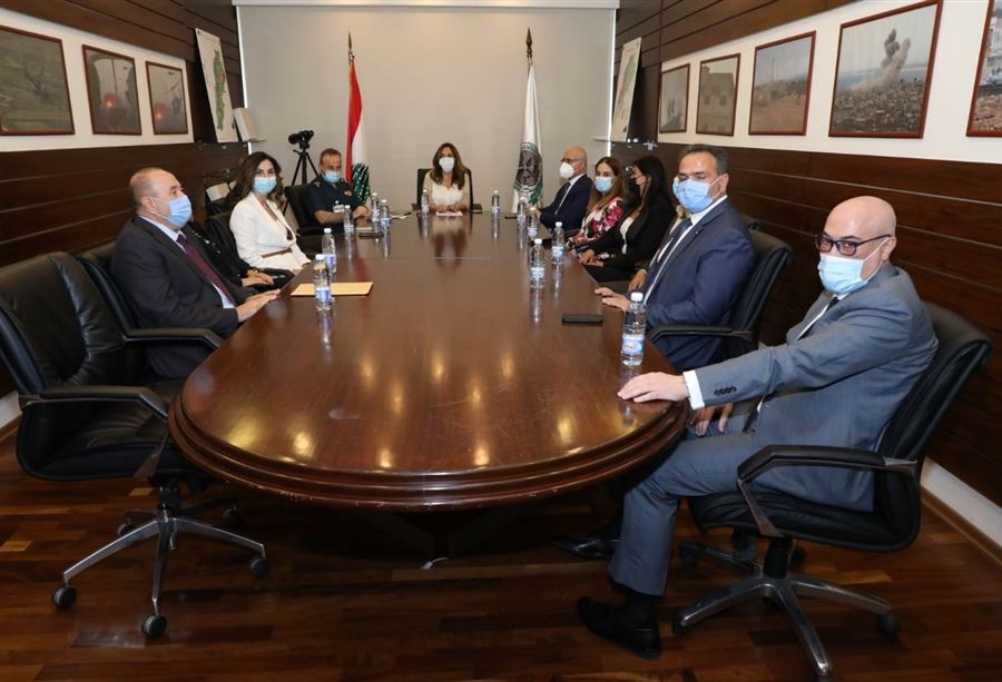 إجتماعٌ هامٌ في وزارة الدفاع بشأن الإكتظاظ في السجون 