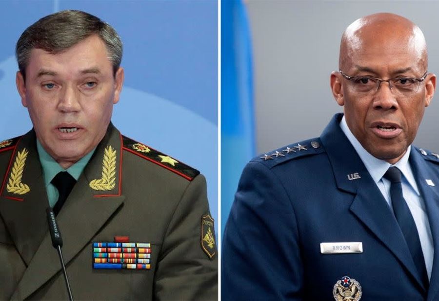 اتصال هاتفي "لافت" بين قائدي الجيشين الأميركي والروسي اتصال هاتفي "لافت" بين قائدي الجيشين الأميركي والروسي