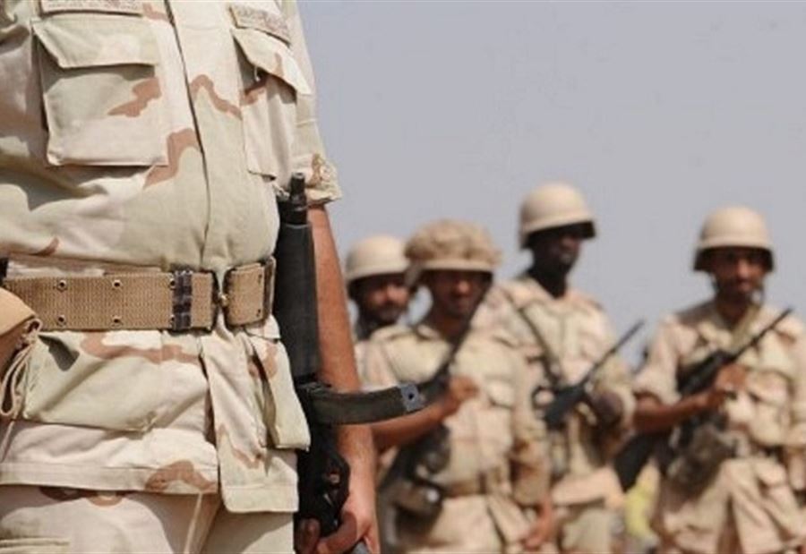 جندي سعودي يقتل ثلاثة من رفاقه في جازان جندي سعودي يقتل ثلاثة من رفاقه في جازان