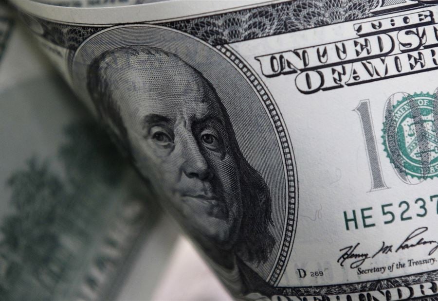 إنخفاض في سعر دولار السوق السوداء