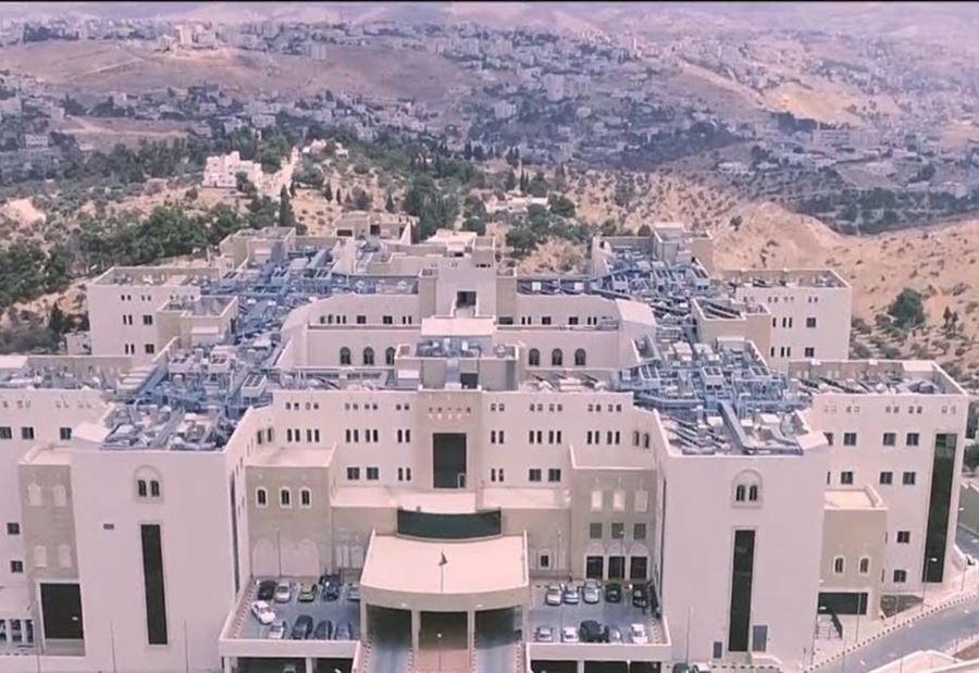 "كارثة في مستشفى"... إستقالة وزير الصحة الأردني!