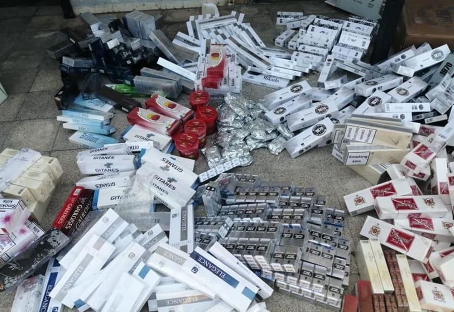 بالصور: توقيف "فان" محمل بمواد تبغ  مهرب 