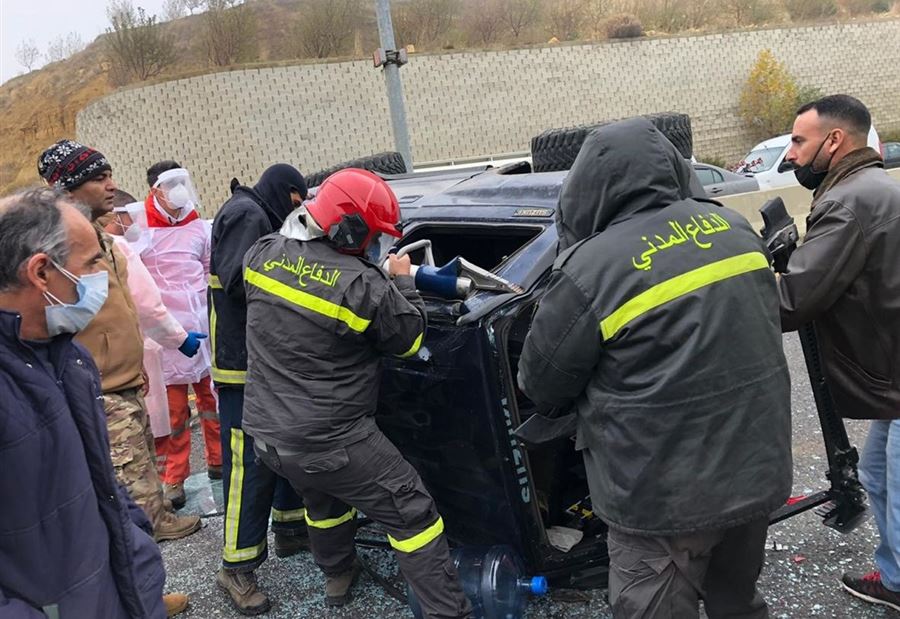 بالصور: قتيلٌ بحادث تصادم على جسر المديرج