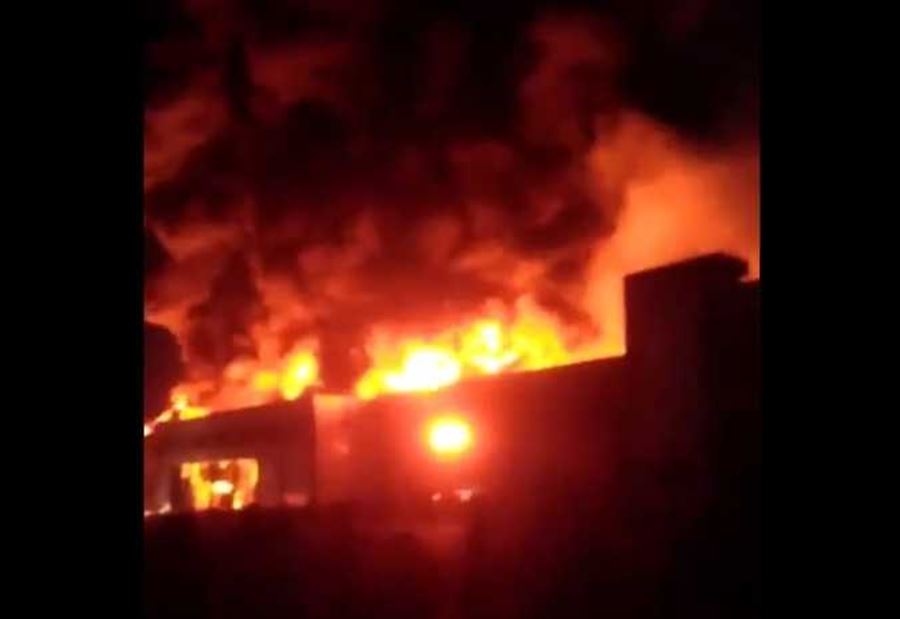 بالفيديو... حريقٌ كبيرٌ في العاصمة الإيرانية بالفيديو... حريقٌ كبيرٌ في العاصمة الإيرانية