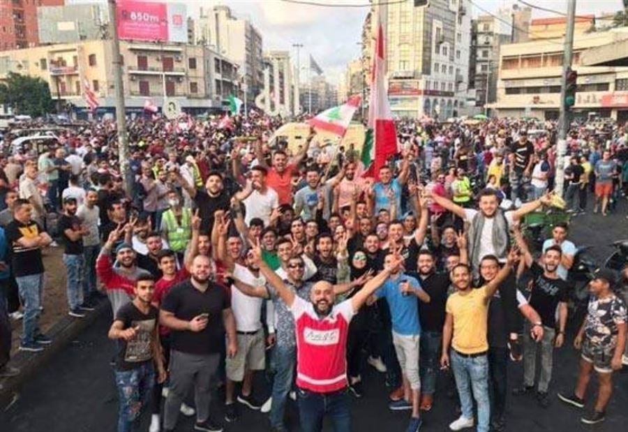 بالفيديو: معتصمو بالفيديو: معتصمو