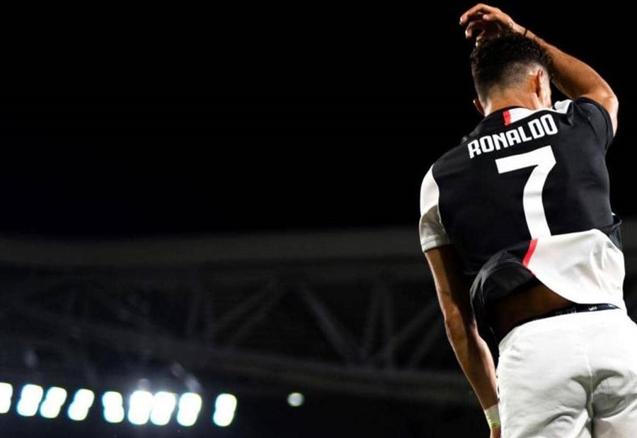 رونالدو "يتحدّى" التاريخ... 3 أرقام مذهلة رونالدو "يتحدّى" التاريخ... 3 أرقام مذهلة