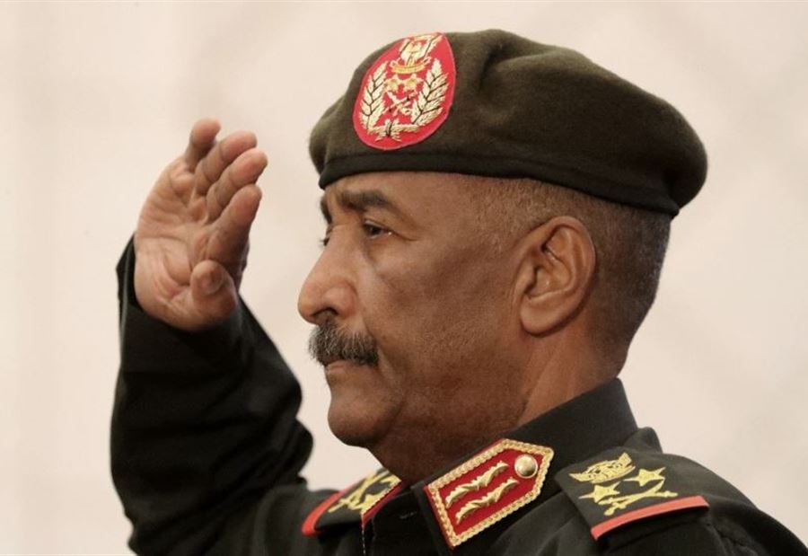 "لا مفاوضات مع الدعم السريع"... البرهان: الجيش ماضٍ نحو الحسم! "لا مفاوضات مع الدعم السريع"... البرهان: الجيش ماضٍ نحو الحسم!