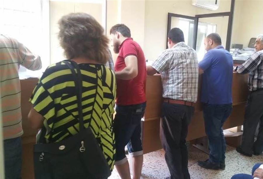 ازدحام في "كهرباء حلبا" بعد قرار بستاني!