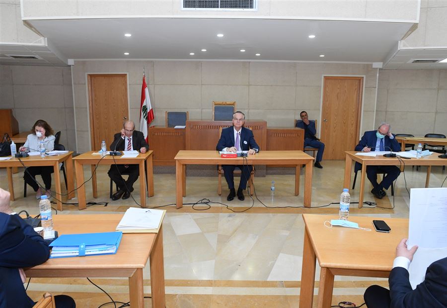 عدوان للحكومة: ودائع الناس خط أحمر