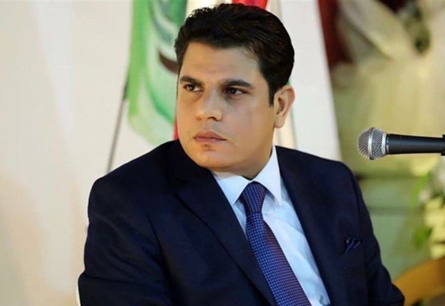 إندلاع حرائق في الدبية... زهران يطالب الدفاع المدني بالتحرك