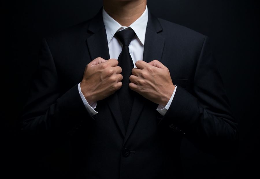 تصرف غير مألوف لرجل الدبلوماسية