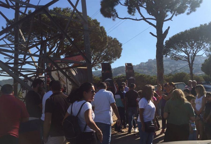 عريضة من المتن لتوقيف اعمال التمديد الهوائي 