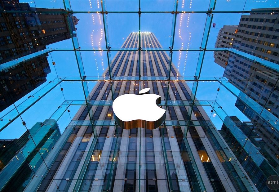 "آيفون" بمزاد علني وثمنه قد يصل إلى الـ50 ألف دولار!