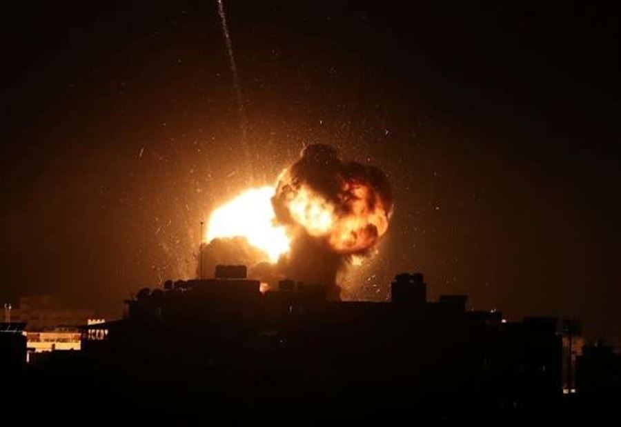 غارات إسرئيلية على غزة غارات إسرئيلية على غزة