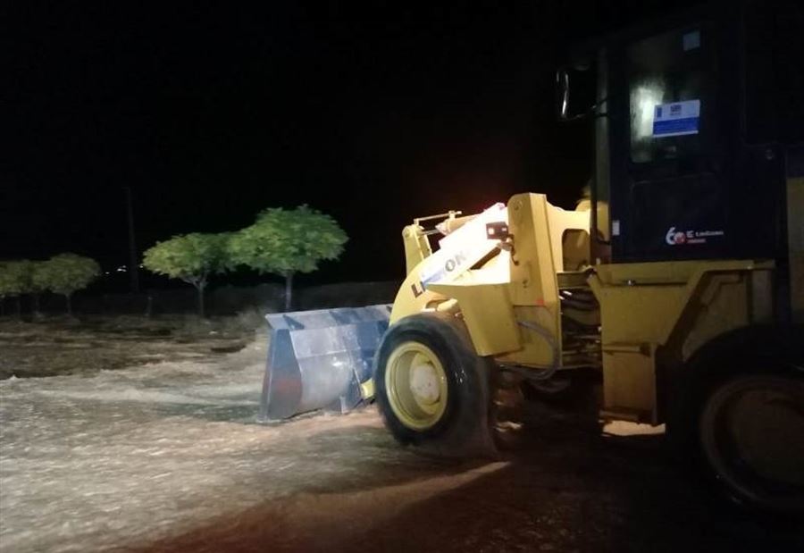  بالفيديو: سيولٌ في القاع