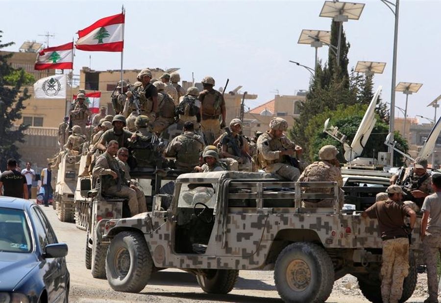 إسرائيل تضرب الجيش اللبناني من جديد... وتغتال من وقف يومًا في وجهها! (فيديو) إسرائيل تضرب الجيش اللبناني من جديد... وتغتال من وقف يومًا في وجهها! (فيديو)