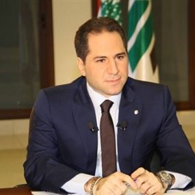 الجميل: سيرمون النفايات في البحر