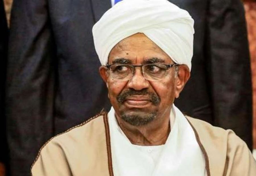 الموت يفجع عمر البشير