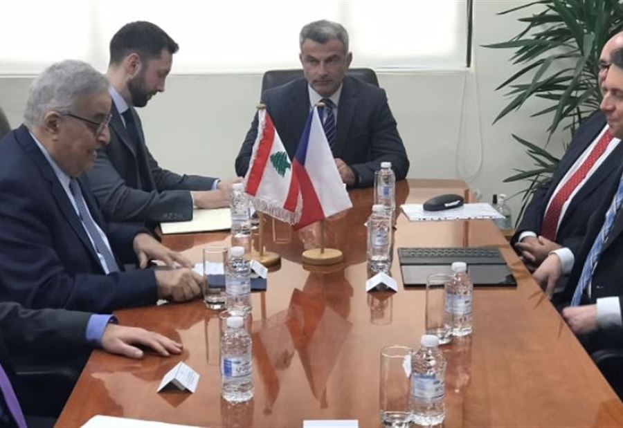 نائب وزير خارجية تشيكيا: لعودة طوعية للنازحين إلى بلادهم