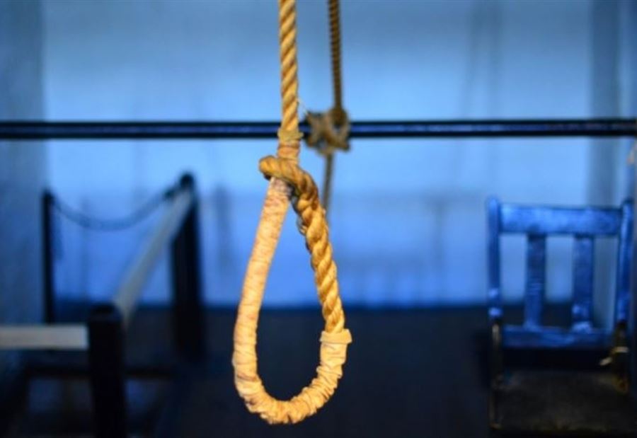 "حادثةٌ غريبةٌ"... إيرانيّة شُنِقت حتّى بعد موتها! 